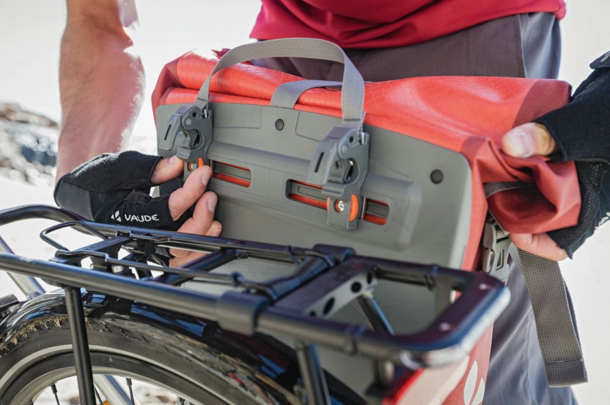 Vaude Hinterradtasche Aqua Back Single 6 Vaude Hinterradtasche Aqua Back Single – Bild 4